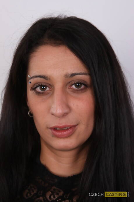 Czech Casting  are pleased to offer you a free pictures featuring Ruzena unveiling amazing body