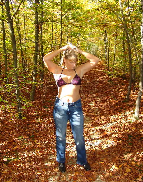 TAC Amateurs invite you to explore free pics featuring Sweet Susi xxx gallery 273431